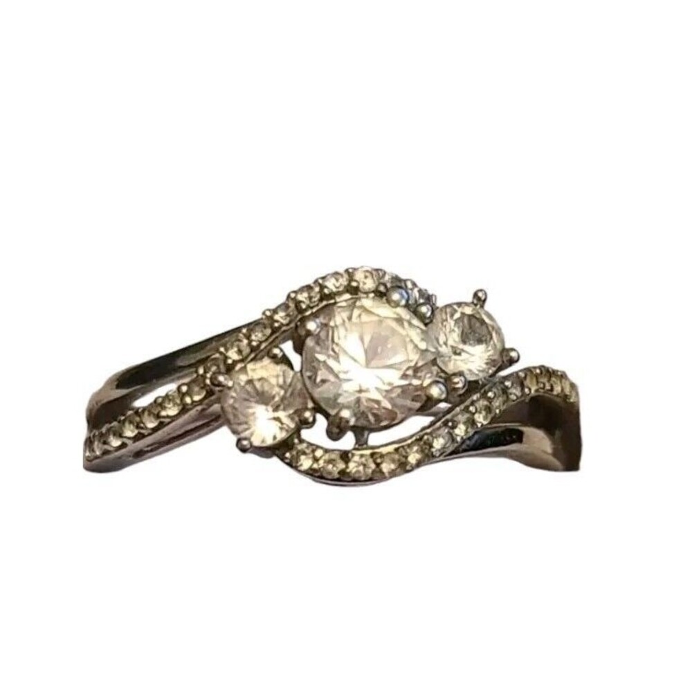 Beautiful Kay Jewelers Sterling Silver Lab Created Sapphire 3-Stone Ring - sz 7